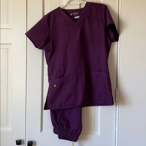 Wonder Wink scrub top and pants set